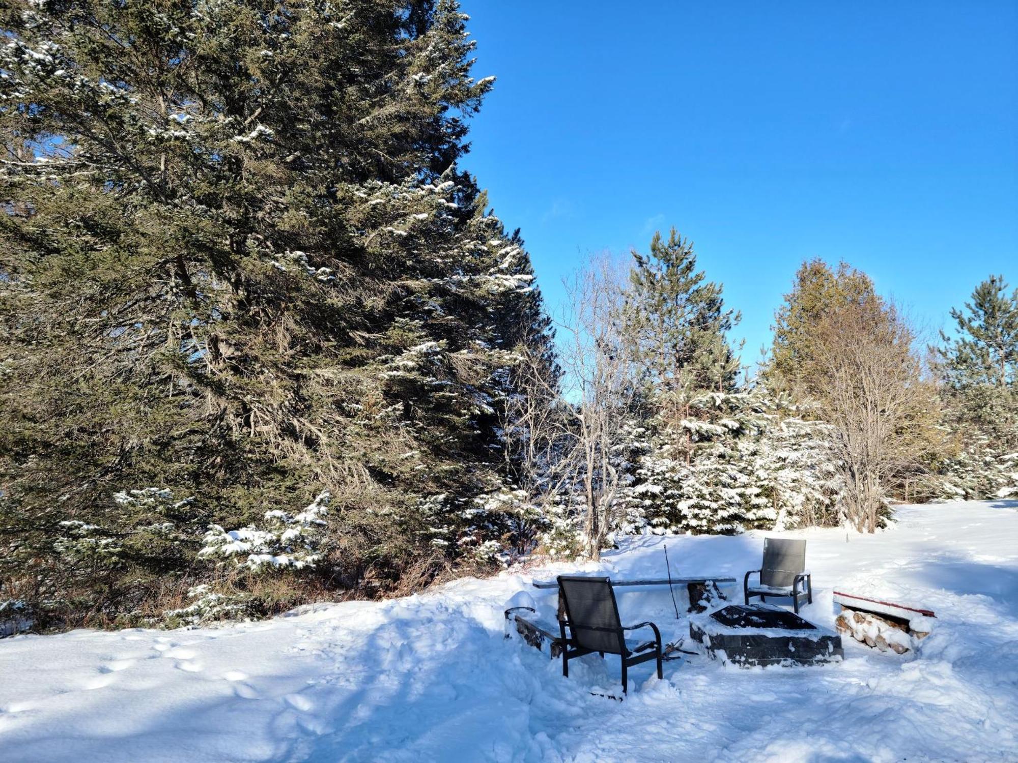 Chalets Nabu La Sacacomie - Riviere - Billard Saint-Alexis-des-Monts Esterno foto